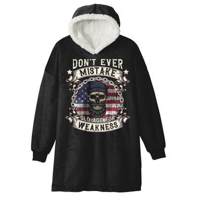 Skull American Flag Dont Ever Mistake Old Age For Weakness Hooded Wearable Blanket