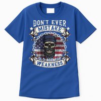 Skull American Flag Dont Ever Mistake Old Age For Weakness Tall T-Shirt