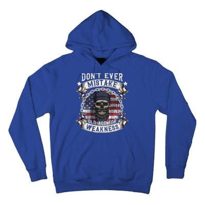 Skull American Flag Dont Ever Mistake Old Age For Weakness Tall Hoodie