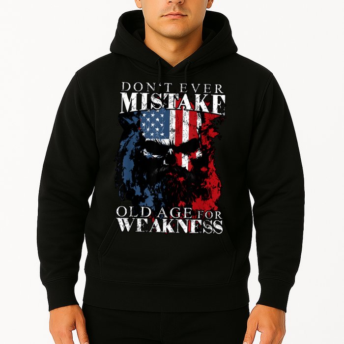 Skull American Flag Dont Ever Mistake Old Age For Weakness Hoodie