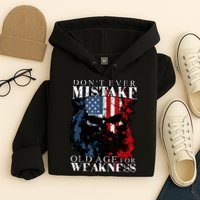 Skull American Flag Dont Ever Mistake Old Age For Weakness Hoodie
