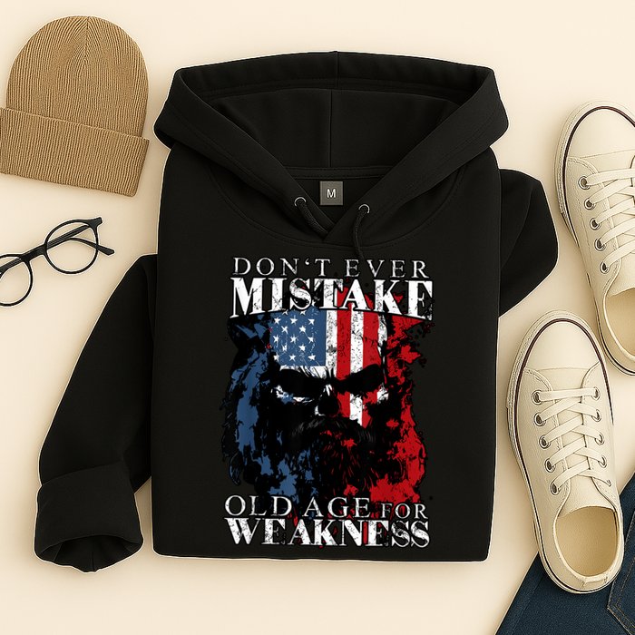 Skull American Flag Dont Ever Mistake Old Age For Weakness Hoodie