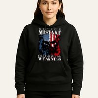Skull American Flag Dont Ever Mistake Old Age For Weakness Hoodie