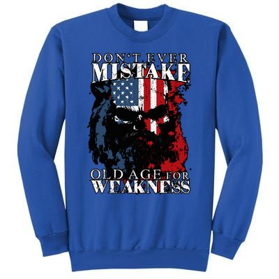 Skull American Flag Dont Ever Mistake Old Age For Weakness Sweatshirt