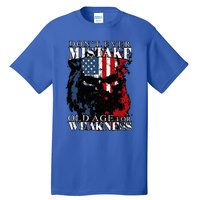 Skull American Flag Dont Ever Mistake Old Age For Weakness Tall T-Shirt