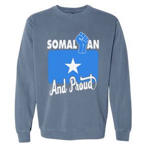 Somalian And Proud Love Somalia With Somalia Flag Fist Garment-Dyed Sweatshirt