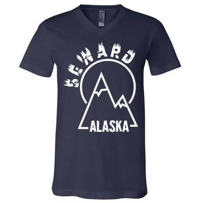 Seward Alaska State / Vintage Mountain Design Seward, AK V-Neck T-Shirt