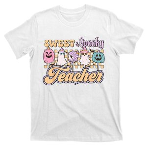 Sweet And Spooky Pink Retro Groovy Halloween Teacher T-Shirt