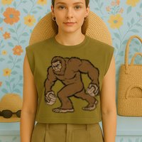 Sasquatch Bigfoot With Beer Kegs Garment-Dyed Women's Muscle Tee