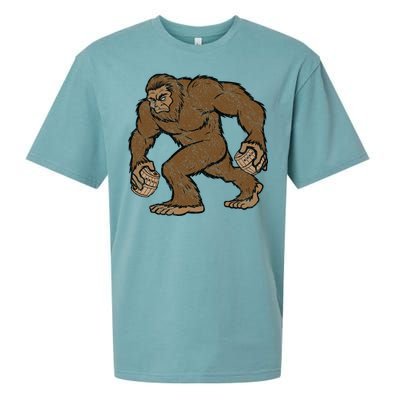 Sasquatch Bigfoot With Beer Kegs Sueded Cloud Jersey T-Shirt