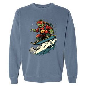 Snowboarding Animals Turtle On A Snowboard Snowboarding Gift Garment-Dyed Sweatshirt