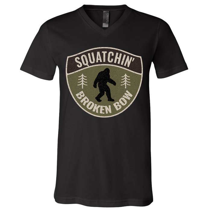 Squatchin Broken Bow Oklahoma Bigfoot Sign Art Sasquatch V-Neck T-Shirt
