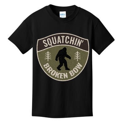 Squatchin Broken Bow Oklahoma Bigfoot Sign Art Sasquatch Kids T-Shirt