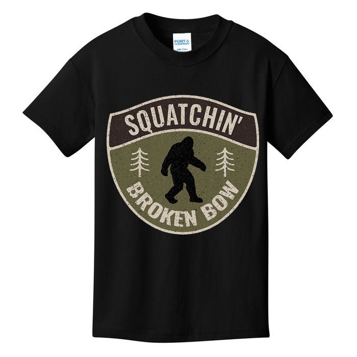 Squatchin Broken Bow Oklahoma Bigfoot Sign Art Sasquatch Kids T-Shirt