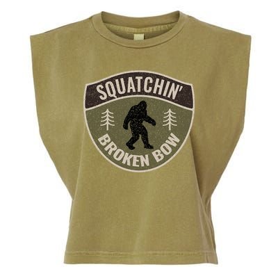 Squatchin Broken Bow Oklahoma Bigfoot Sign Art Sasquatch Garment-Dyed Women's Muscle Tee