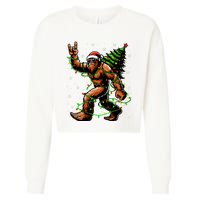 Santa Bigfoot Christmas Tree Xmas Lights Funny Sasquatch Cropped Pullover Crew