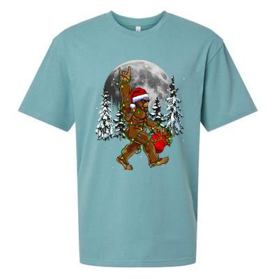 Santa Bigfoot Christmas Lights Rock Funny Sasquatch Believe Sueded Cloud Jersey T-Shirt