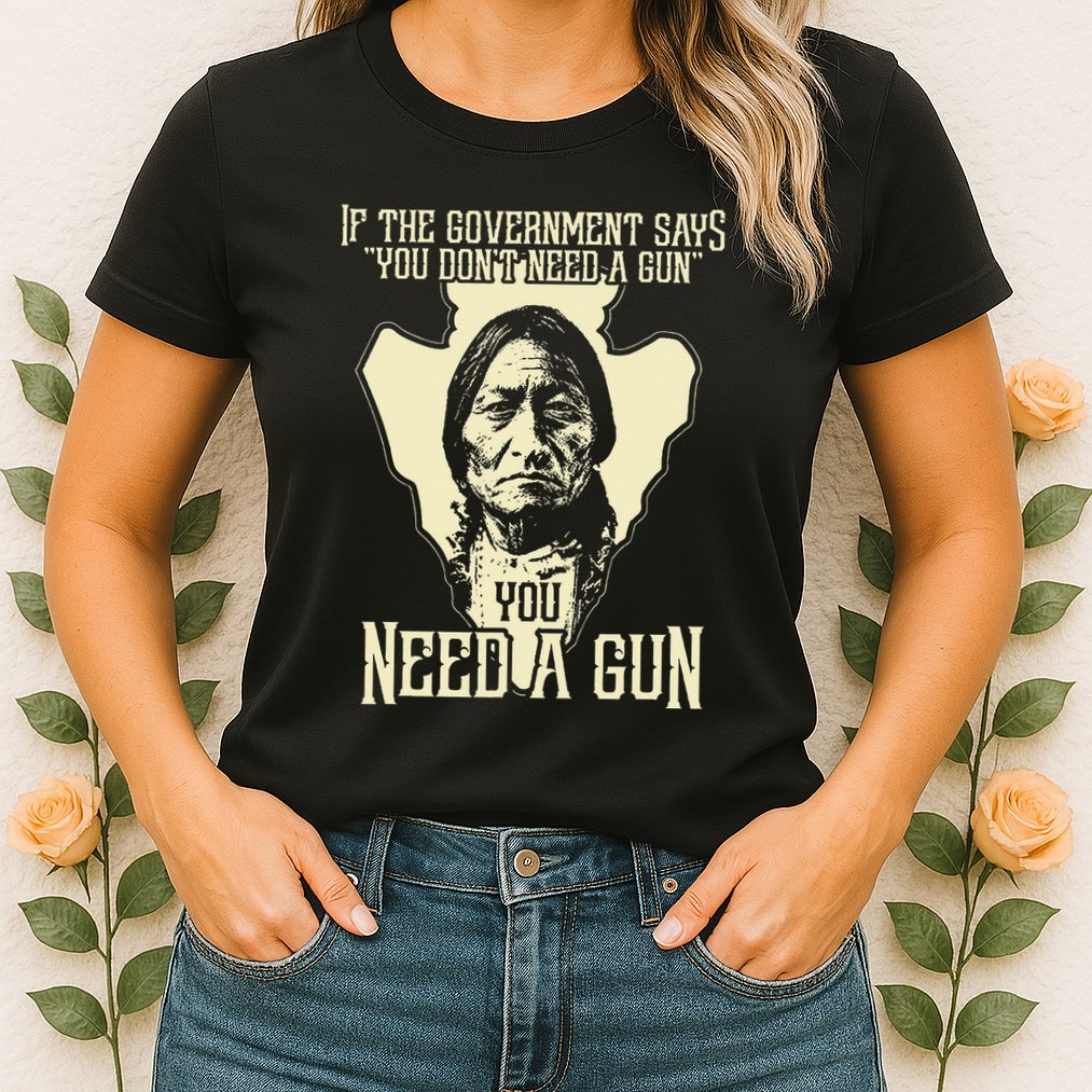 Sitting Bull Chief Gun Retro Arrow Head Womens T-Shirt