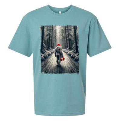 Santa Bigfoot Christmas Sasquatch Believe Sueded Cloud Jersey T-Shirt