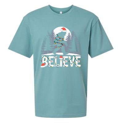 Santa Bigfoot Christmas Lights Funny Sasquatch Believe Xmas Sueded Cloud Jersey T-Shirt