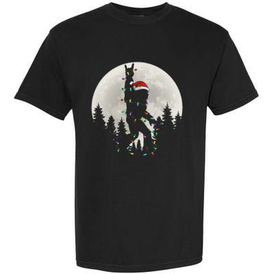 Santa Bigfoot Christmas Lights Funny Xmas Sasquatch Garment-Dyed Heavyweight T-Shirt