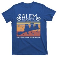 Salem Broom Company Est 1692 Halloween Salem Witch Cat Broom Gift T-Shirt