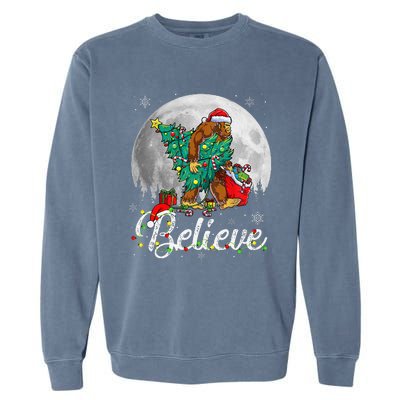 Santa Bigfoot Christmas Lights Funny Sasquatch Believe Xmas Garment-Dyed Sweatshirt