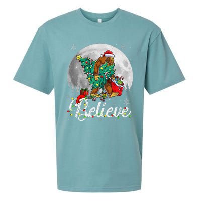 Santa Bigfoot Christmas Lights Funny Sasquatch Believe Xmas Sueded Cloud Jersey T-Shirt