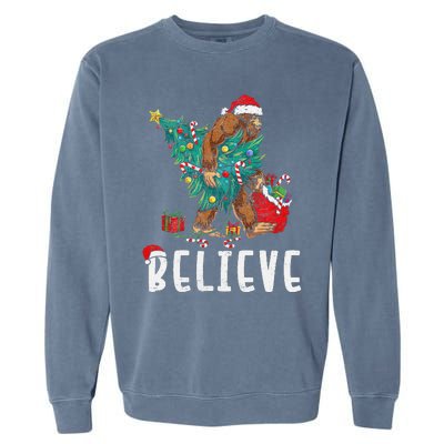 Santa Bigfoot Christmas Lights Funny Sasquatch Believe Xmas Garment-Dyed Sweatshirt