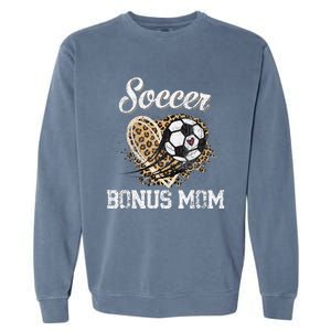 Soccer Bonus Mom Leopard Heart Proud Bonus Mom Sport Lover Garment-Dyed Sweatshirt