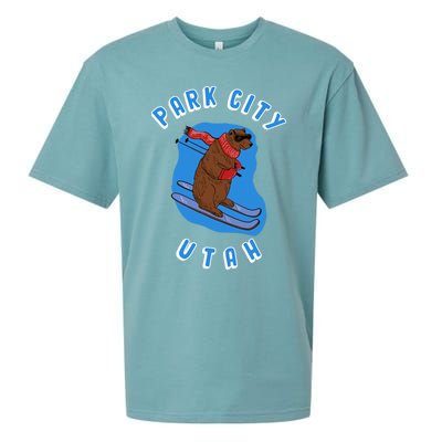 Skiing Bear On Ski Slope Funny Park City Utah Souvenir Funny Gift Sueded Cloud Jersey T-Shirt