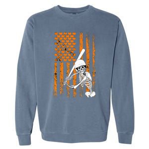 Skeleton Baseball Player Fan Skeleton Halloween Baseball Garment-Dyed Sweatshirt