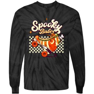 Spooky Babe Retro Halloween Orange Roller Skates Funny Pumpkin Gift Tie-Dye Long Sleeve Shirt