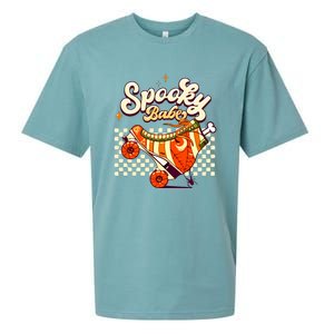 Spooky Babe Retro Halloween Orange Roller Skates Funny Pumpkin Gift Sueded Cloud Jersey T-Shirt