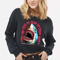 SHARK BITE Cropped Pullover Crew