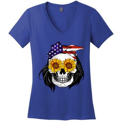 Skull Bandana Us Flag 4th Of July Funny Gift Cute Gift Women's V-Neck T-Shirt