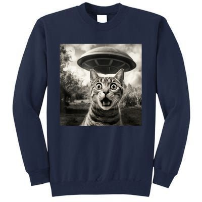 Surprised Cat And UFO Black And White Photo 1950s Alien Tall Sweatshirt