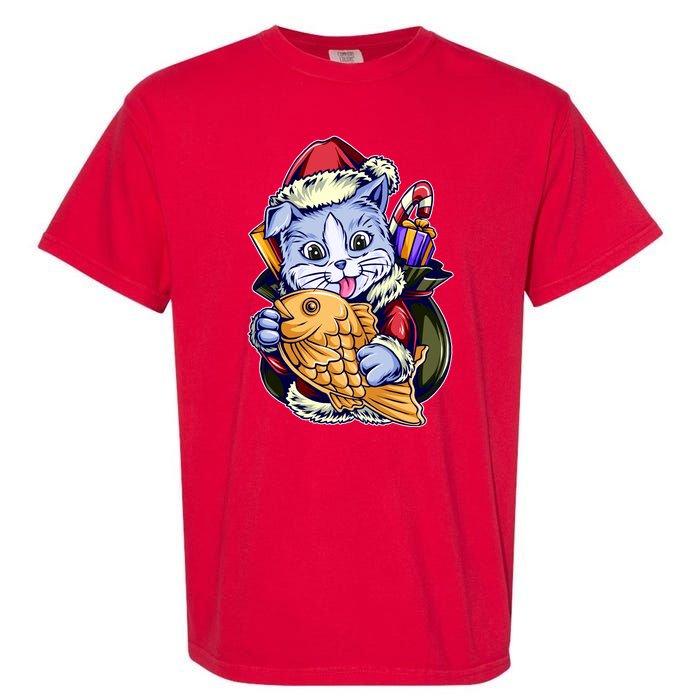 Santa Claus Christmas Cat Bringing Goldfish Garment-Dyed Heavyweight T-Shirt