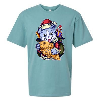 Santa Claus Christmas Cat Bringing Goldfish Sueded Cloud Jersey T-Shirt