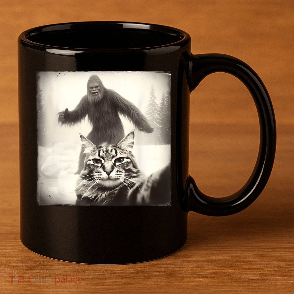 Selfie Cat Finds Bigfoot Sasquatch Funny Cat Bigfoot Photo 11oz C Handle Ceramic Mug