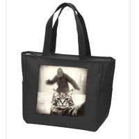 Selfie Cat Finds Bigfoot Sasquatch Funny Cat Bigfoot Photo Zip Tote Bag