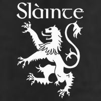 Slainte Cheers In Scots Gaelic Scottish Lion Rampant Crop Fleece Hoodie