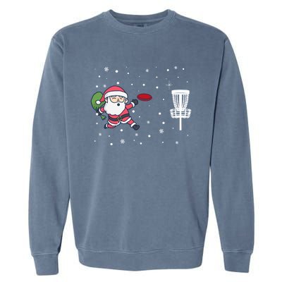 Santa Claus Playing Disc Golf Ugly Christmas Gift Garment-Dyed Sweatshirt