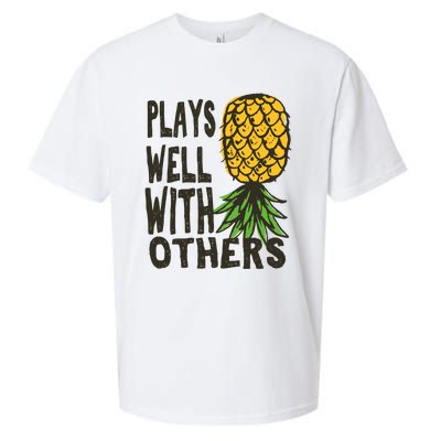 Swinger Couples Plays Well With Others Upside Down Pineapple Great Gift Sueded Cloud Jersey T-Shirt