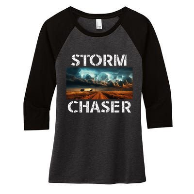 Storm Chaser Picture Extreme Weather Meteorologist Women's Tri-Blend 3/4-Sleeve Raglan Shirt