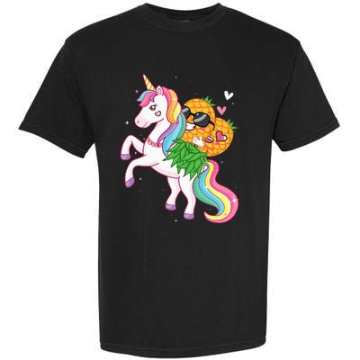 Swingers Couple Pineapple Swinging On A Unicorn Swinger Garment-Dyed Heavyweight T-Shirt