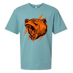 Sporty Chicago Skyline Roaring Bear Sueded Cloud Jersey T-Shirt