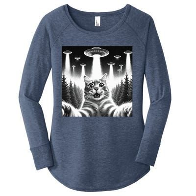 Scared Cat Selfie with UFOs Women's Perfect Tri Tunic Long Sleeve Shirt