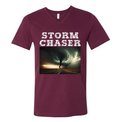 Storm Chaser Tornado Picture Meteorologist Weather V-Neck T-Shirt