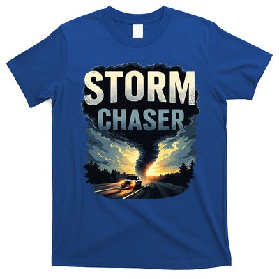 Storm Chaser Tornado Picture Weather Meteorologist T-Shirt